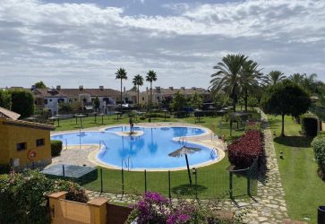 Large-Townhouse-For-Sale-in-Guadalmina-Alta