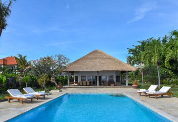 Seririt-Bali-Beachfront-Villa-Recently-Renovated-For-Sale