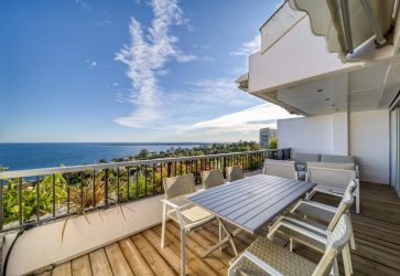 for-sale-apartment-cannes-terrace-sea-view-small
