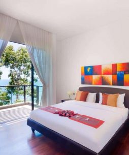 Exceptional villa Nai Thon Beach Phuket - Bedroom with sea view