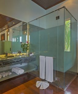 phuket-luxury-8-bedroom-panoramic-sea-view-villa-for-sale-in-kata-1-1548248868